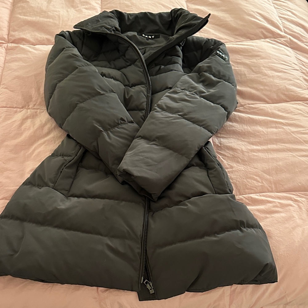 Adorable DKNY Women's Grey Puffer Coat